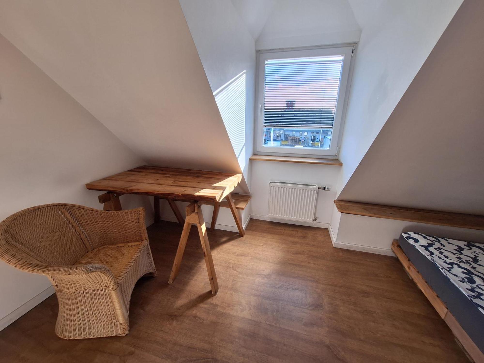 Bielefeld Zentral Komplette Fewo, 4 Schlafbereiche Bis Zu 8 Personen Exterior foto